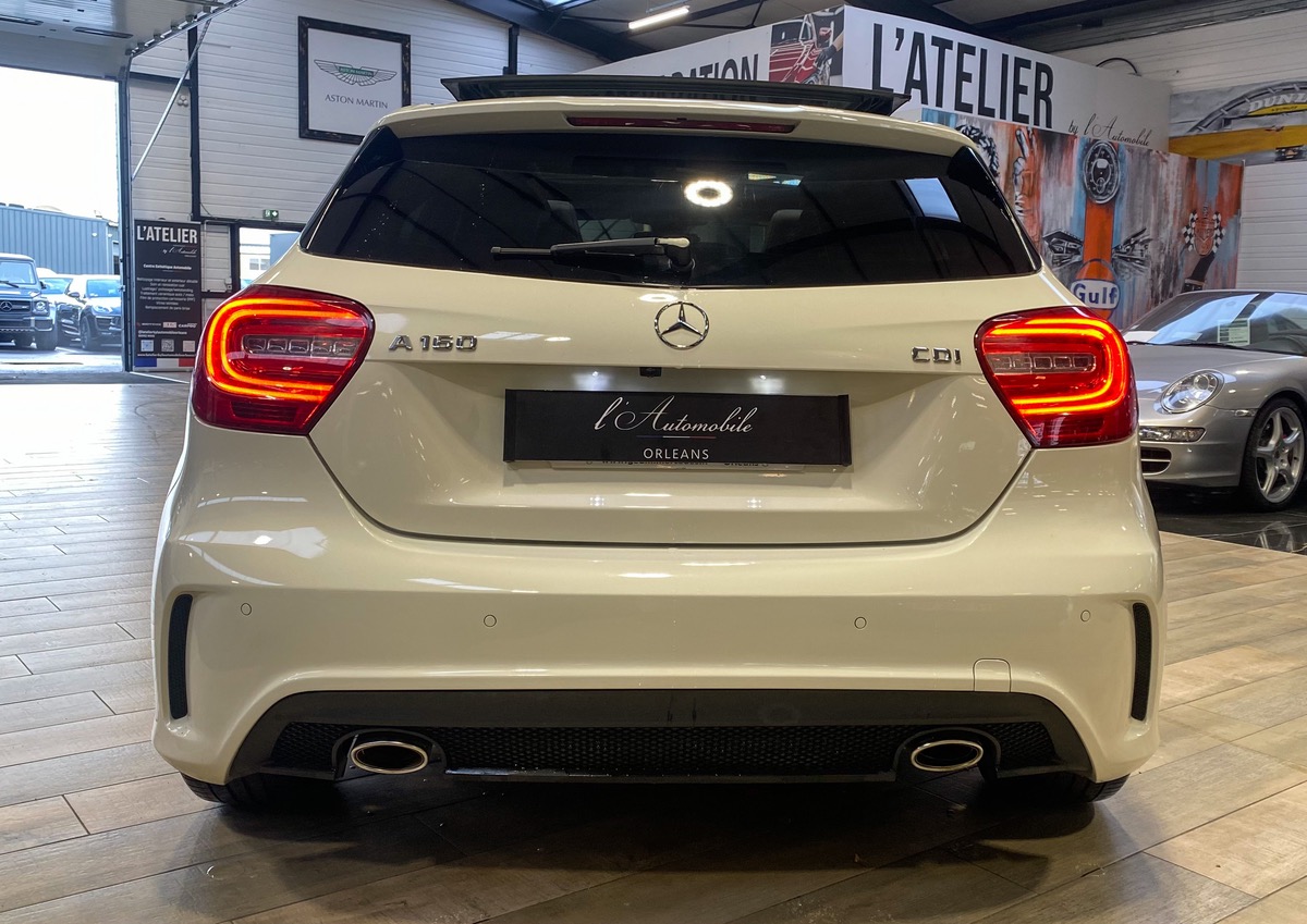 Mercedes-Benz Classe A 160D FASCINATION PACK AMG FULL 