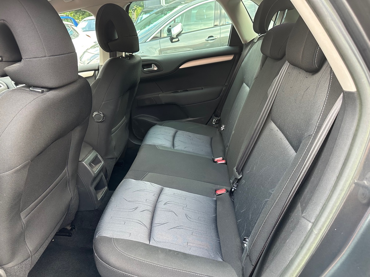 Citroën C4 1.6 e-HDI 115 CV 1er main 4XCART bleu