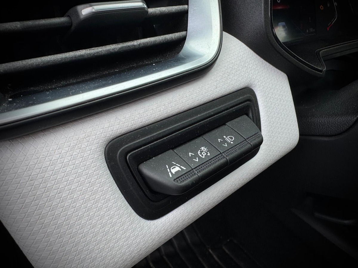 RENAULT Clio V 1.0 TCE 90 INTENS / BVM