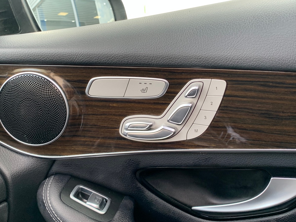 Mercedes-Benz Classe GLC 204 | Fascination | 4MATIC | Toit ouvrant panoramique | Cuir | Caméra recul