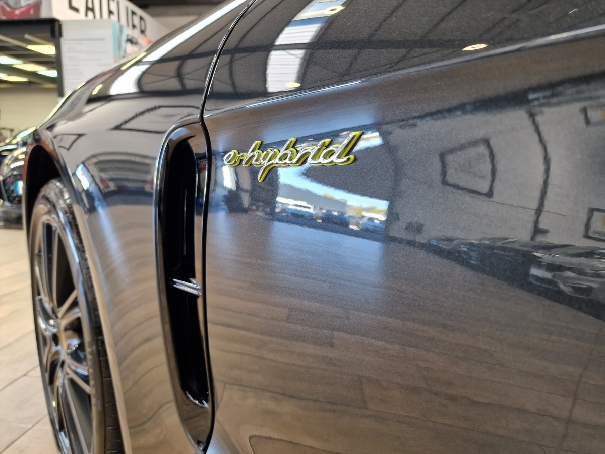 Porsche Panamera 2.9 L 462 cv FULL OPTIONS 