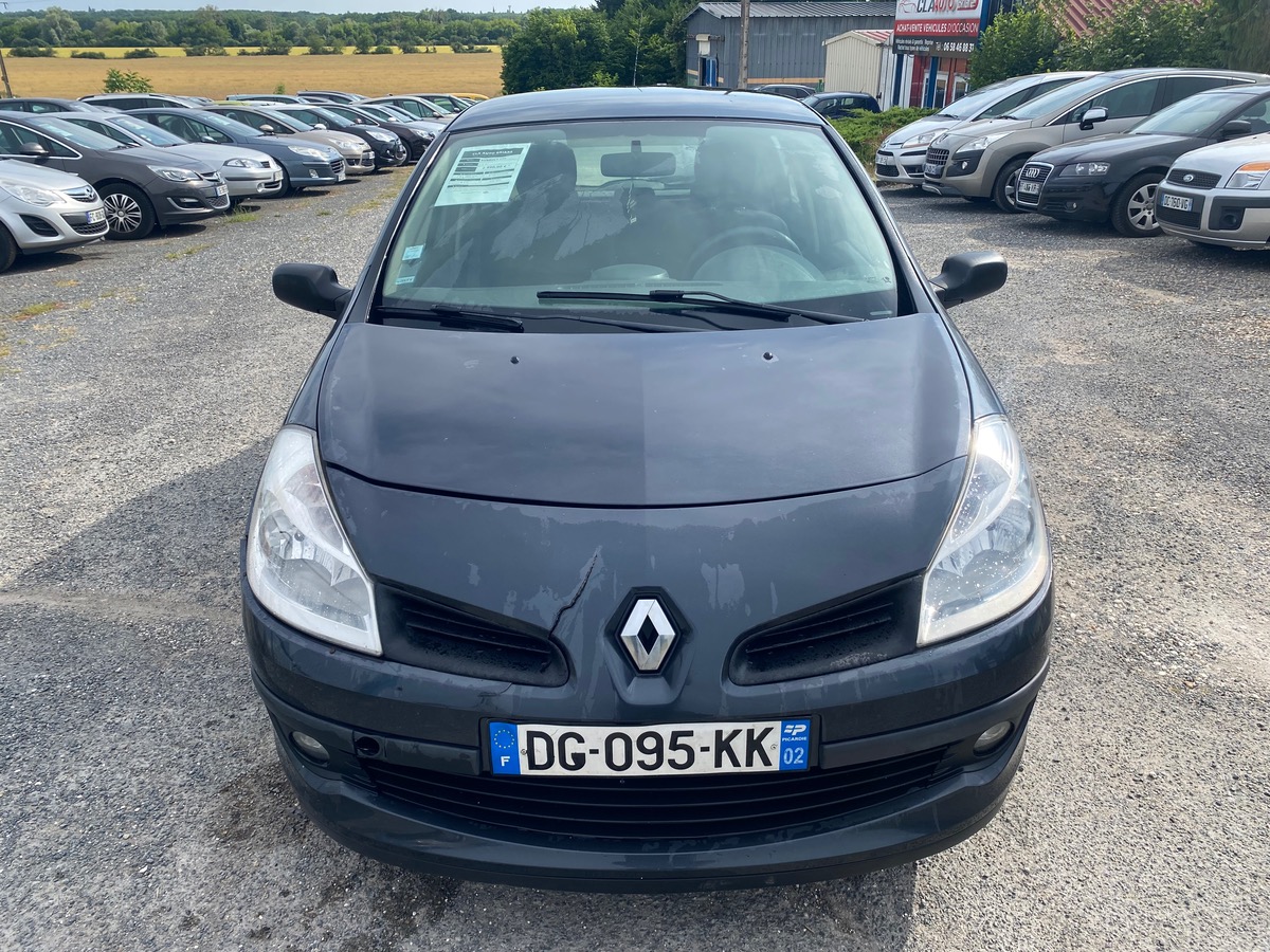 RENAULT Clio 1.5 dci 70cv 247071km
