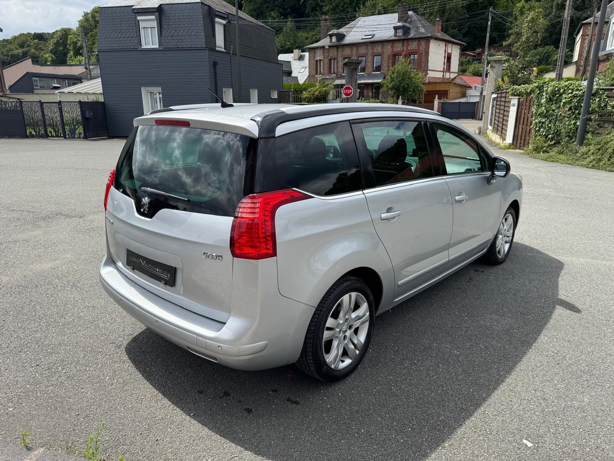 Peugeot 5008 1.6 hdi 110cv 7 places Allure - Garantie