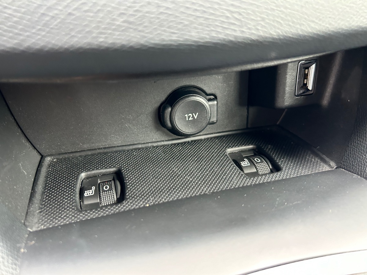 Peugeot 308 SW ALLURE | 150 ch | 1iére MAIN | Mirror screen | Pack Side Security | Siéges chauffants