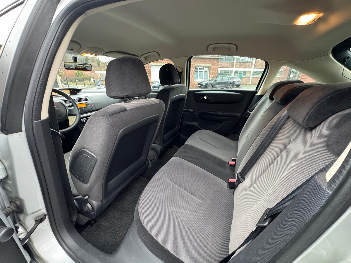 Citroën C4 1.4 Style - Révisée - Garantie