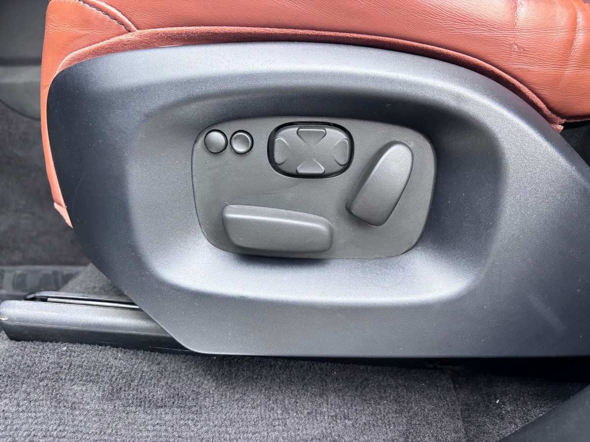 Land-Rover Range Rover Sport 3.0 SD V6 292 HSE Dynamic - Suivi complet - Révisé