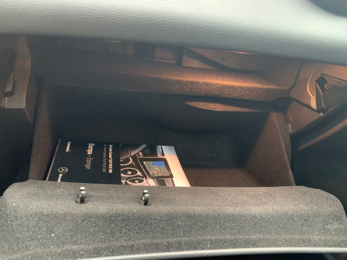 Mercedes-Benz GLC Coupé 204 | 250 4MATIC | Toit Panoramique | Caméra Recul | Attelage électrique