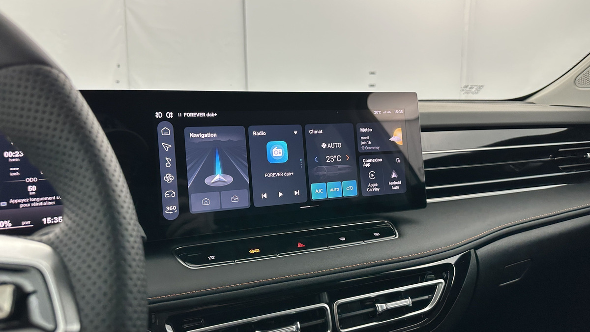 MG EHS 1.5 Hybrid+ 224 chevaux Luxury | PLUSIEURS COLORIS DISPONIBLES | Compteur numérique 12,3''
