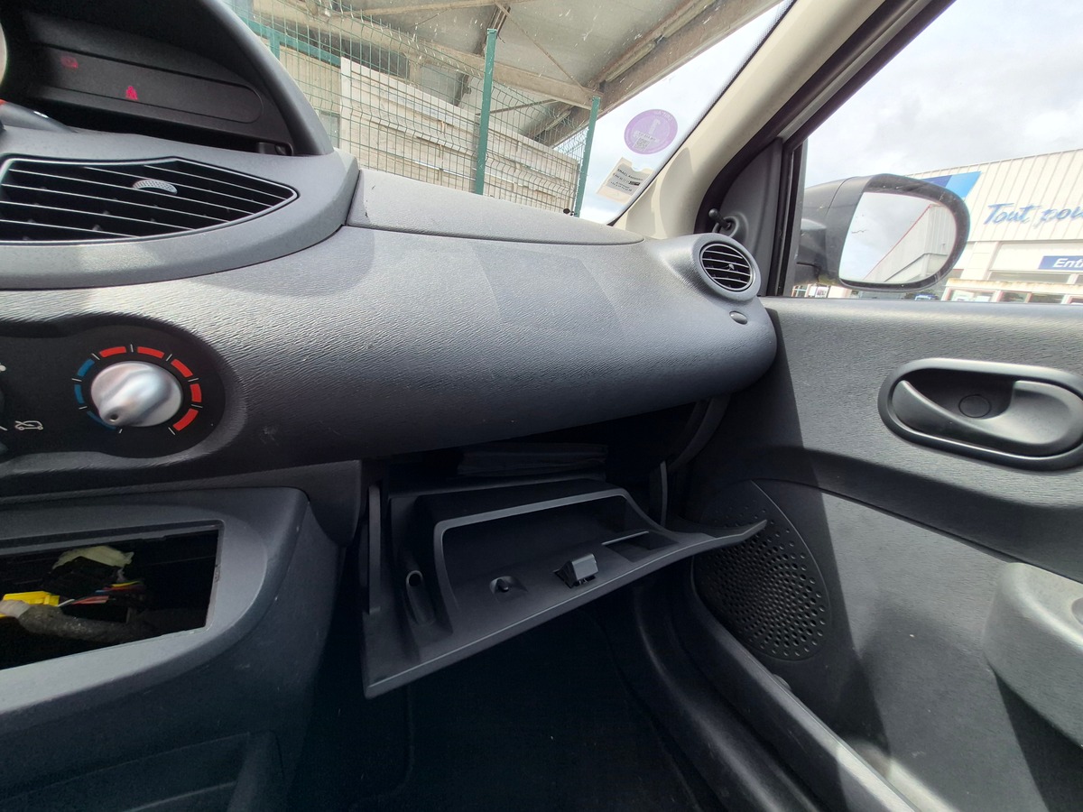 RENAULT Twingo 1.2 16V Access