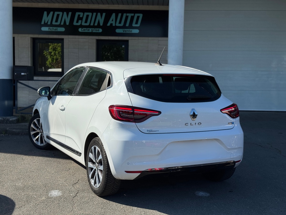 RENAULT Clio V 5 Intens E-TECH 1.6 i 140 Hybrid - Grand écran