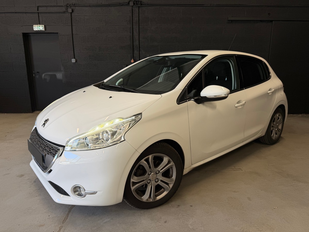 Peugeot 208 1.6 vti Boite Automatique / Moteur à chaîne