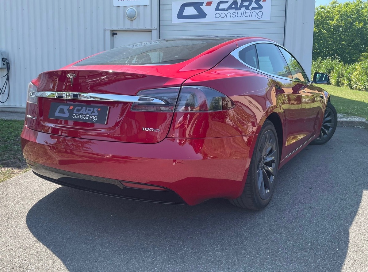 Tesla Model S 100D 422 Dual Motor