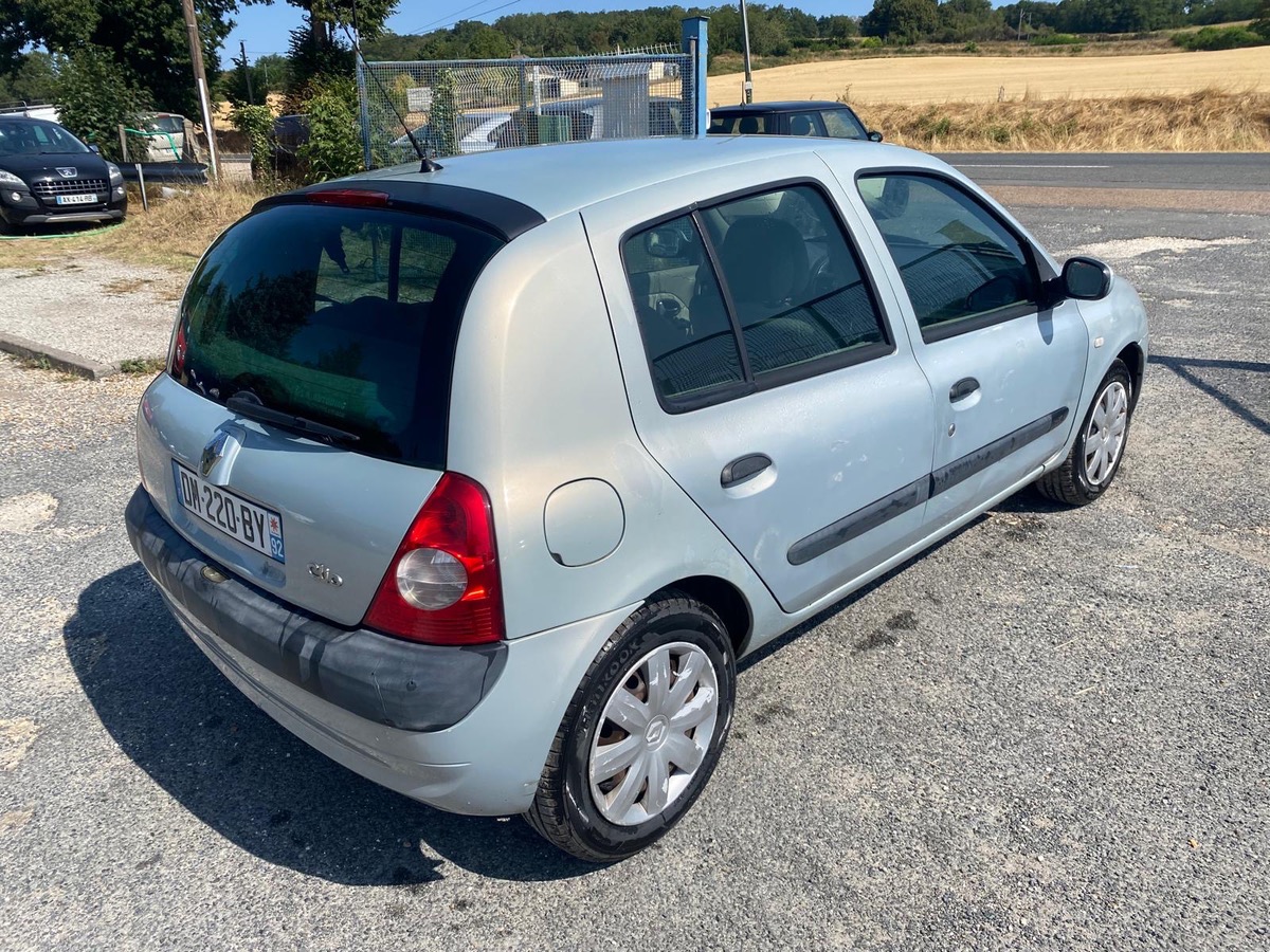 RENAULT Clio II 1.5 dci 65cv luxe privilège 224000km