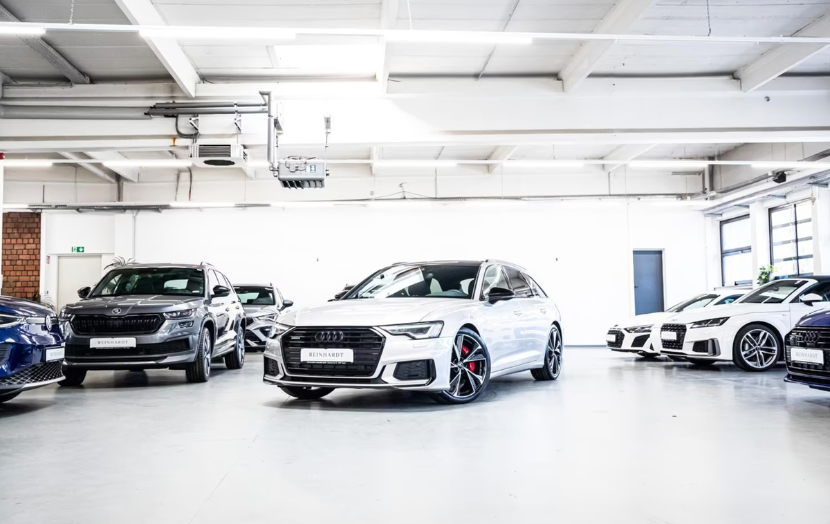 Audi A6 Avant V C8 55 TFSI e 367ch Compétition quattro S tronic 7/VO Allemand/Pas de malus