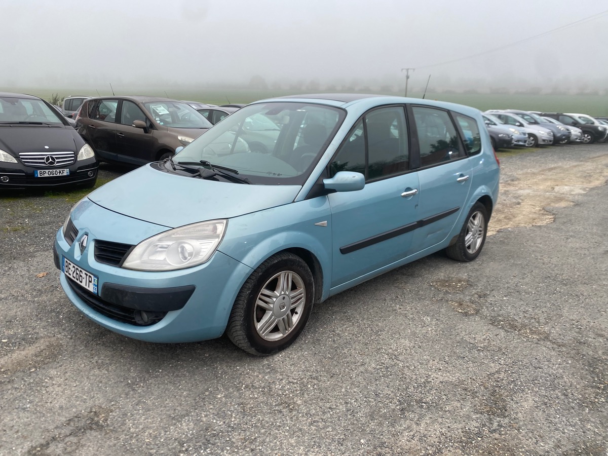 RENAULT Grand Scenic 2.0 136cv boite auto 216360km courroie de distribution neuve
