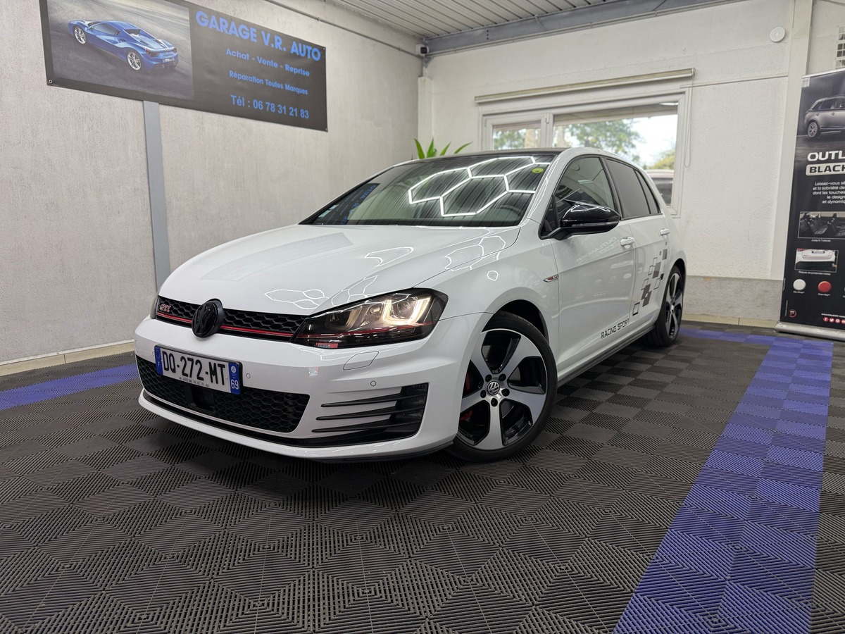 Volkswagen Golf VII