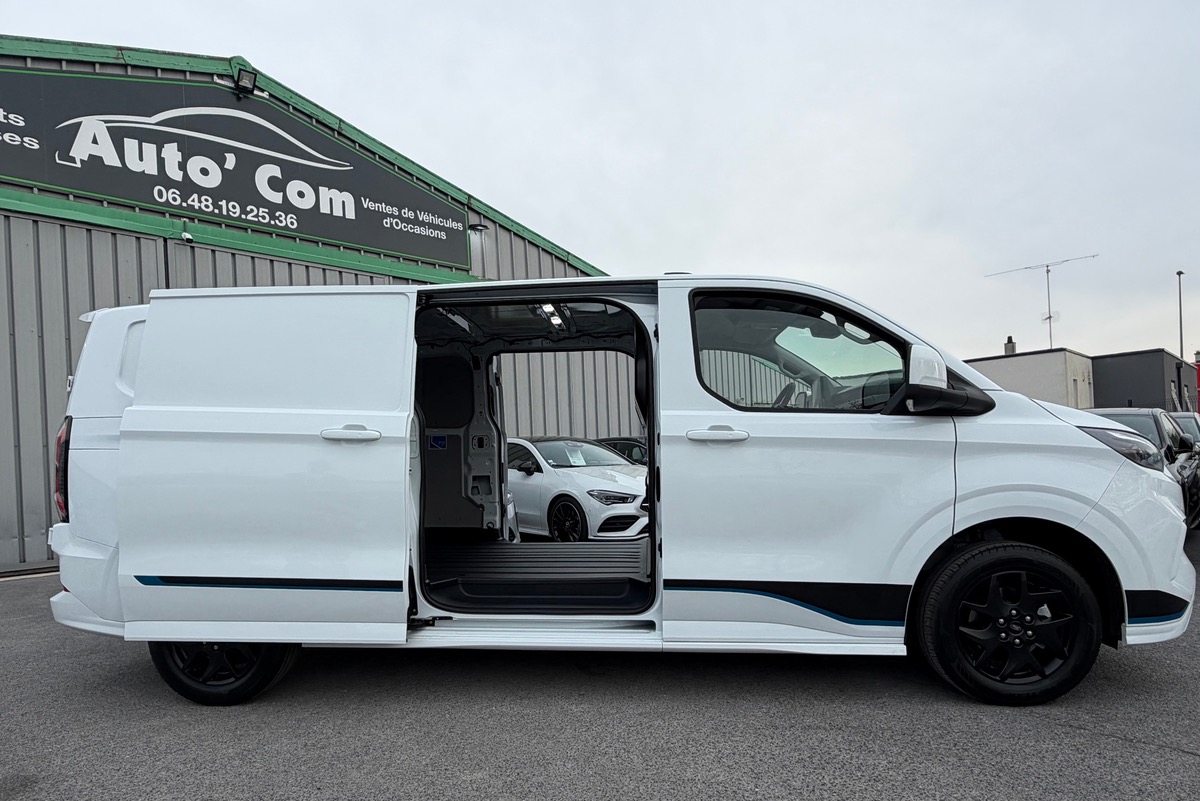 Ford TRANSIT CUSTOM 320 L2H1 2.0 TDCI 170CH BVA8 SPORT / TVA RÉCUPÉRABLE