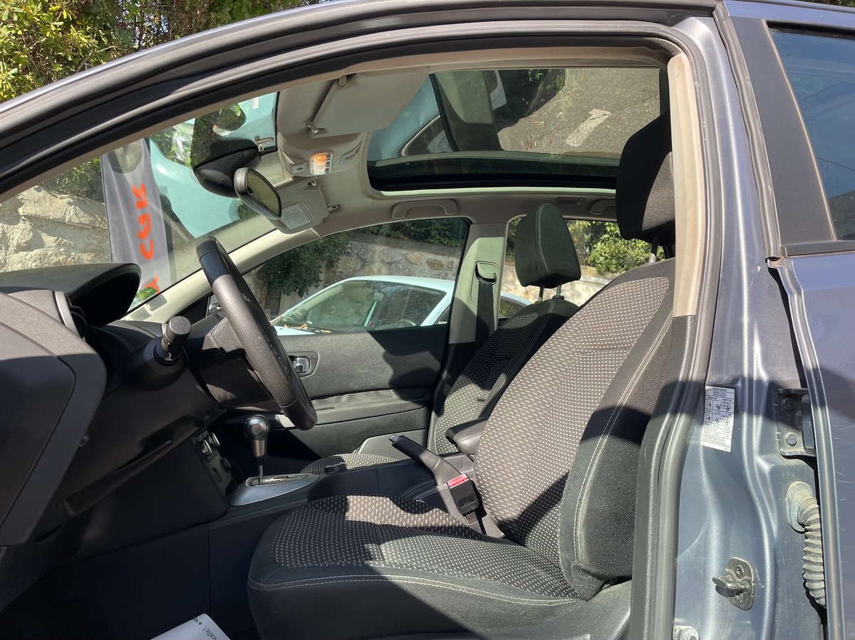 Nissan Qashqai 2.0 i 140 CV  All-Mode 4WD / Toit Panoramique / Boite Auto