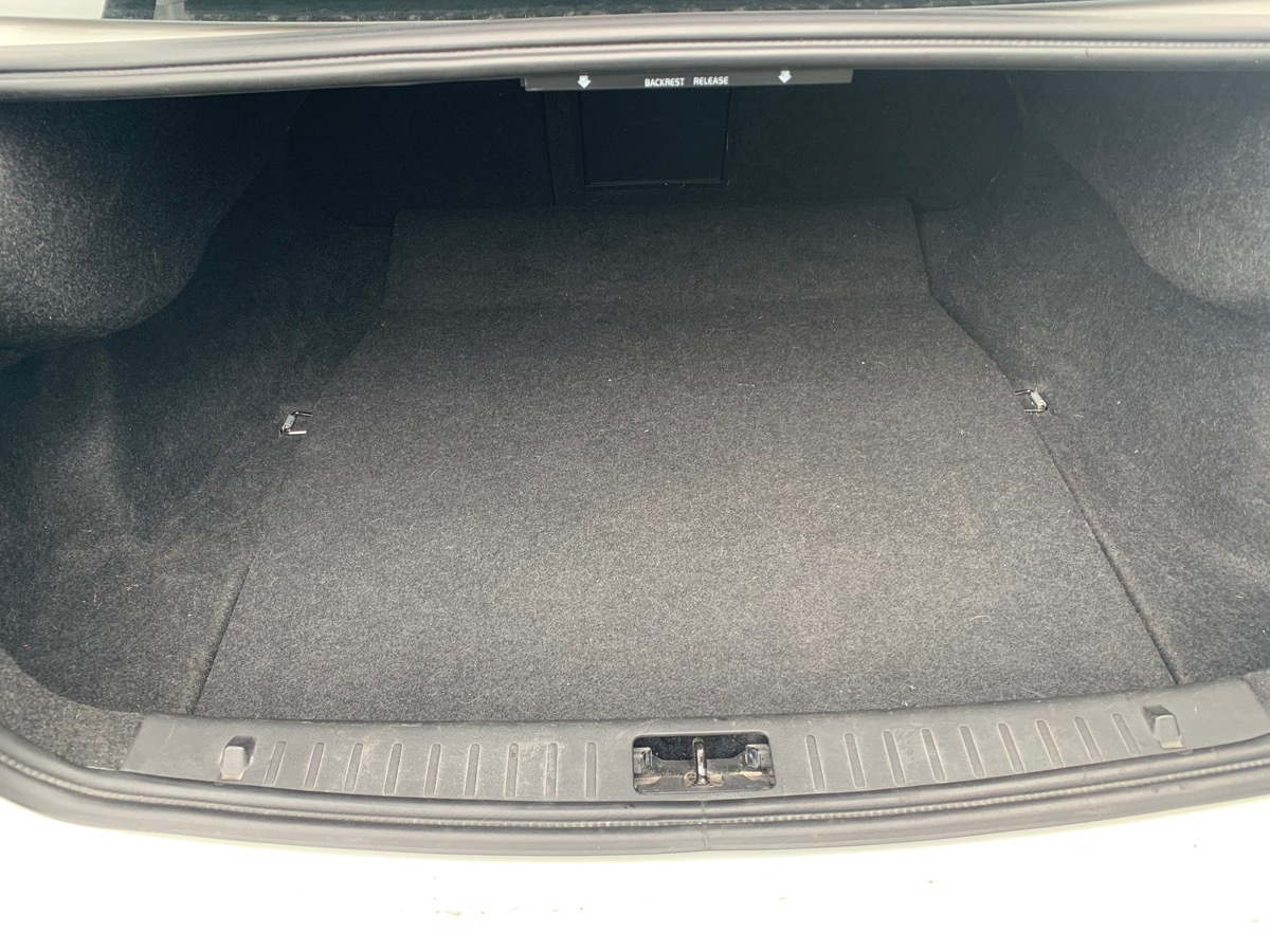 Volvo S60 150 ch | R-design | Attelage amovible | Régulateur vitesse | Radar stationnement arriére