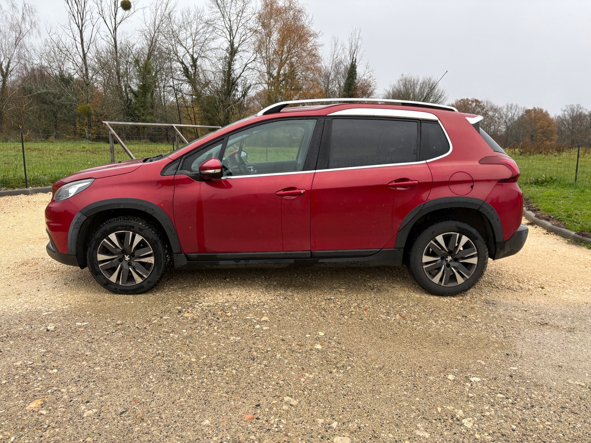 Peugeot 2008 1.2 110CH  Version ALLURE