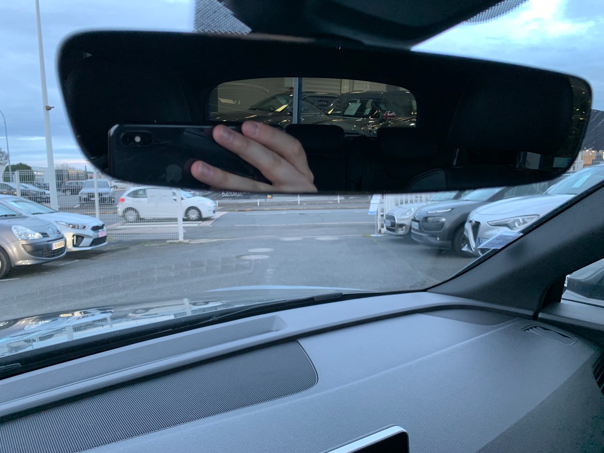 Audi Q5 190 ch | S-line | Virtual Cockpit | Caméra de recul | Coffre électrique | Attelage