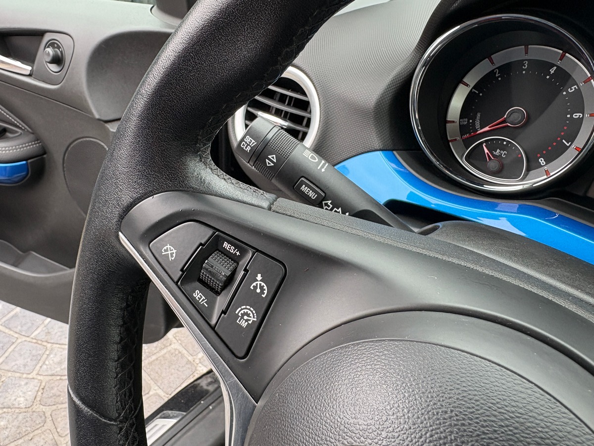 Opel Adam 1.4 Twinport 87ch - 5cv