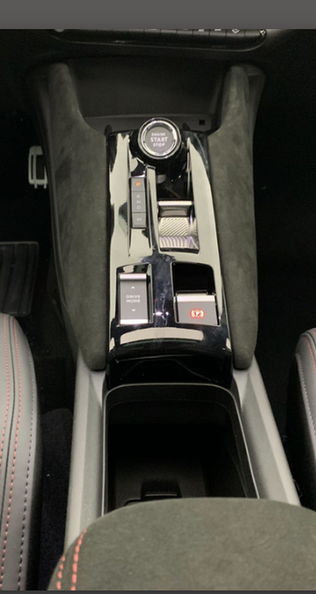 Alfa Romeo JUNIOR 1.2 hybride 145 ch eDCT6 Speciale garantie 36 mois constructeur