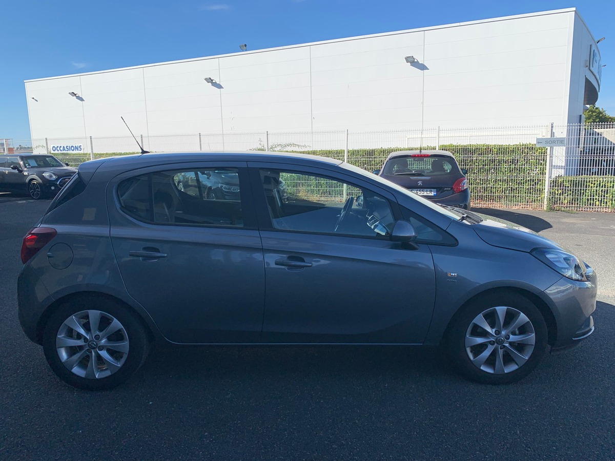 Opel Corsa 90 ch | Active | Apple car play | Régulateur de vitesse | Climatisation | Radar de recul