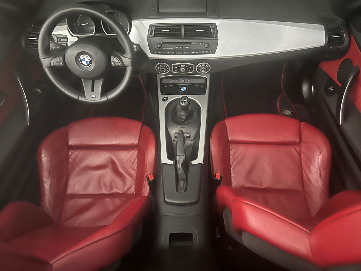 Bmw Z4 3.0si 265 ch | GPS | Volant et pommeau de vitesse M | Jantes 18'' | Climatisation | Cuir