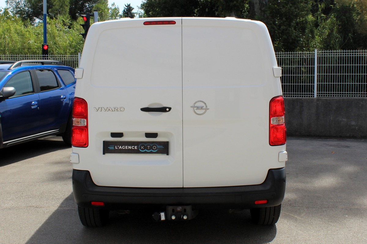 Opel Vivaro Cargo M 2.0 CDTI 150 ch FOURGON L1H1 3 PLACES + RANGEMENTS + CARPLAY + ATTELAGE