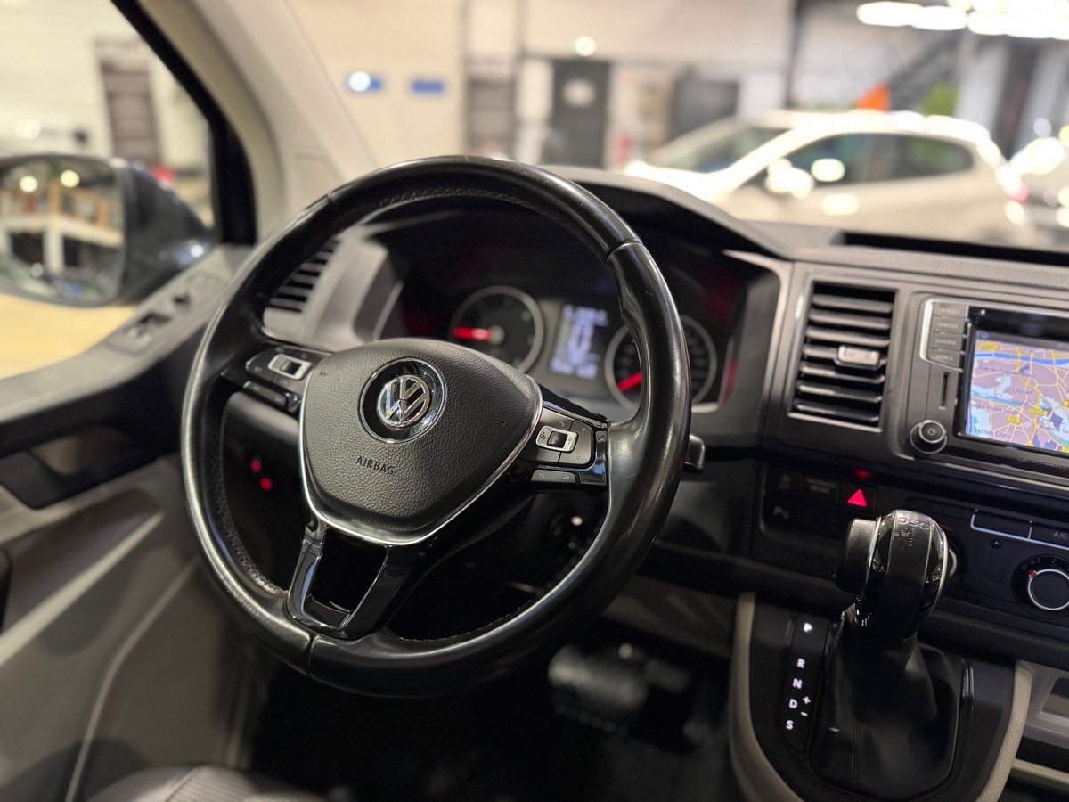 Volkswagen Transporter T6 2.0 TDI 150ch DSG 4MOTION 5 PLACES