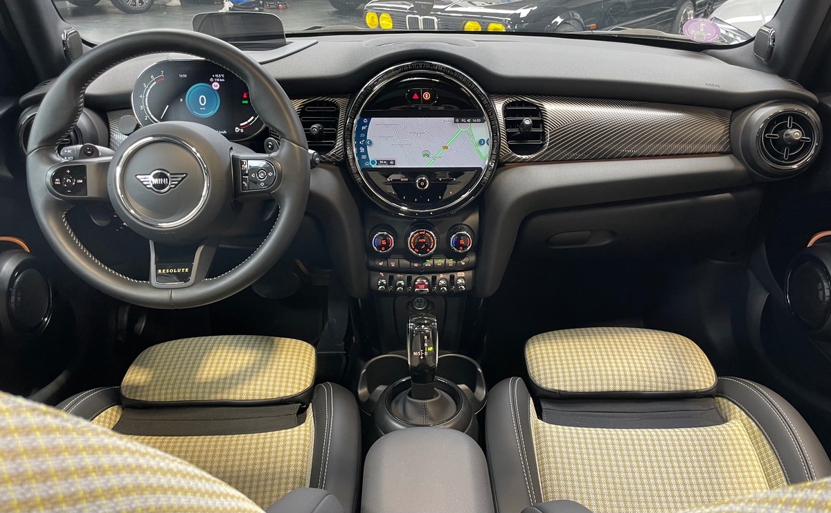 Mini Cooper S 5 PORTES 2.0 i DKG7 178 - TOIT OUVRANT/CARPLAY/SIEGES CHAUFFANTS - GARANTIE 2027