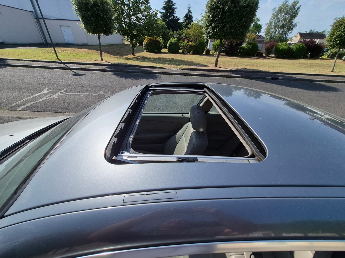 Bmw Série 1 120 D COUPE LUXE BVA