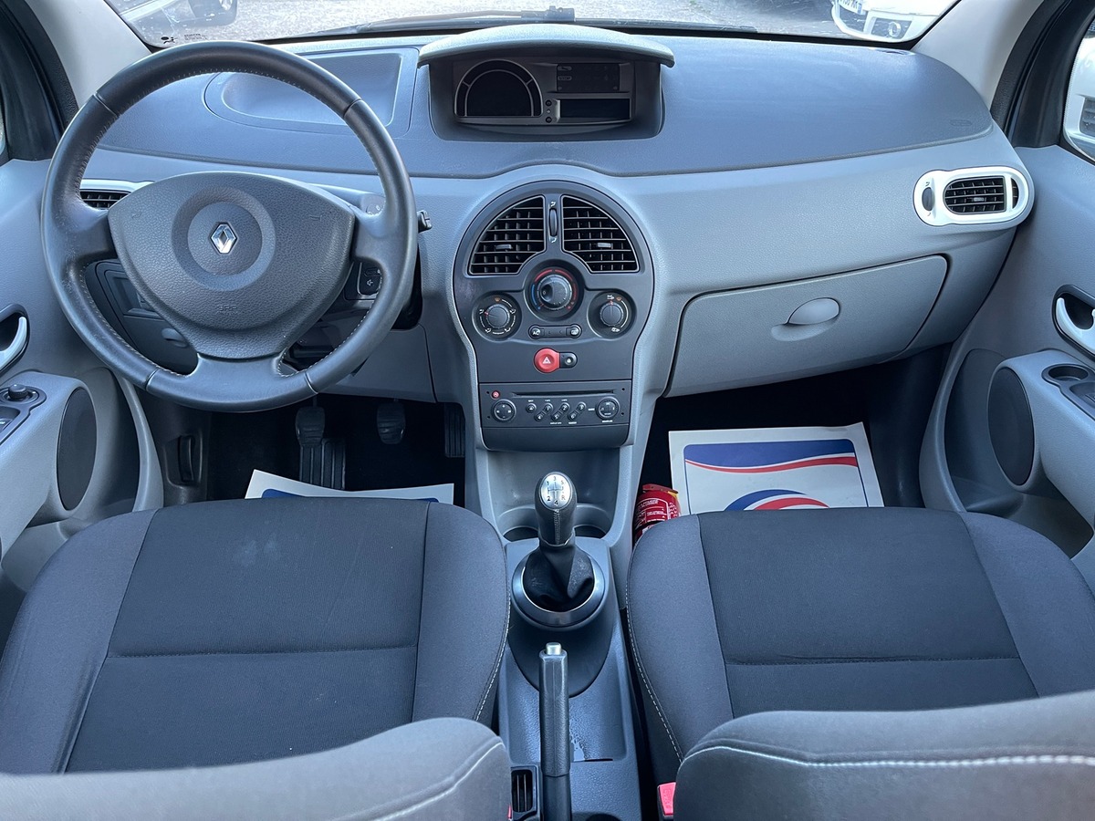 RENAULT Modus 1.2 16V 75 EXPRESSION 5P