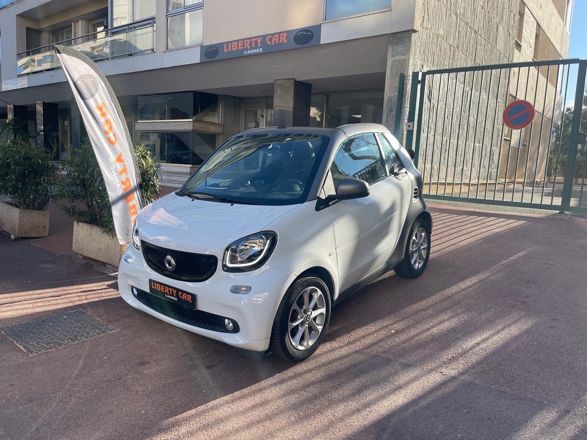 Smart FORTWO Cabriolet 1.0 71 CV / Gris Mat /Capote Noir
