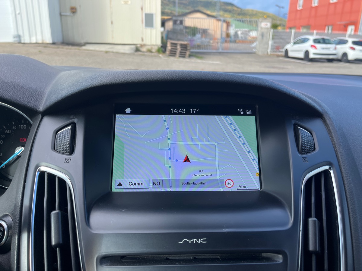 Ford Focus 1.0 Ecoboost 125ch ST LINE, Caméra de recul,  GPS, radars AV et AR, Clim Auto bizone