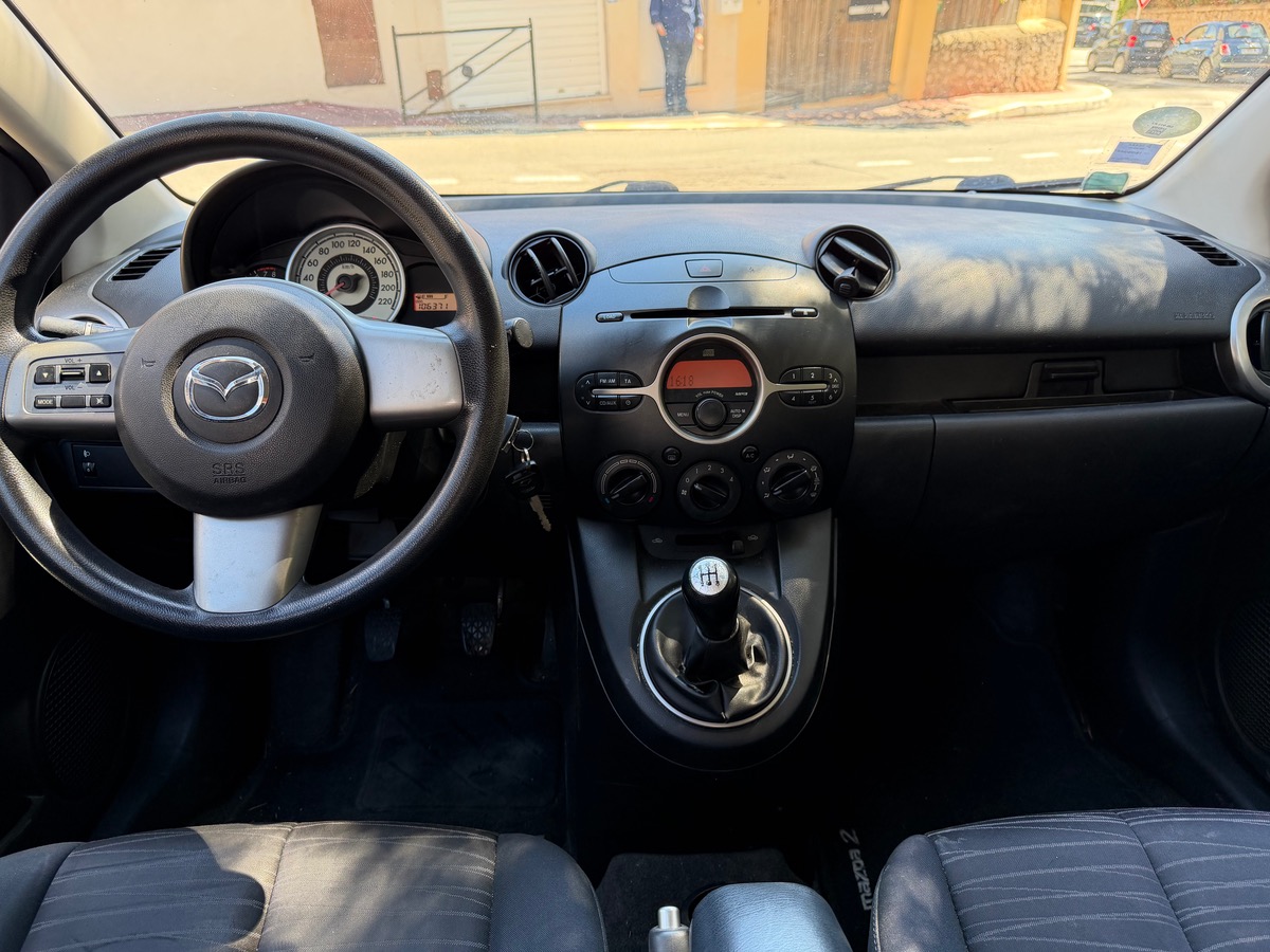 Mazda 2 1.3 i 75 CV / Clim / 5 Portes / Moteur à Chaine / Embrayage Neuf