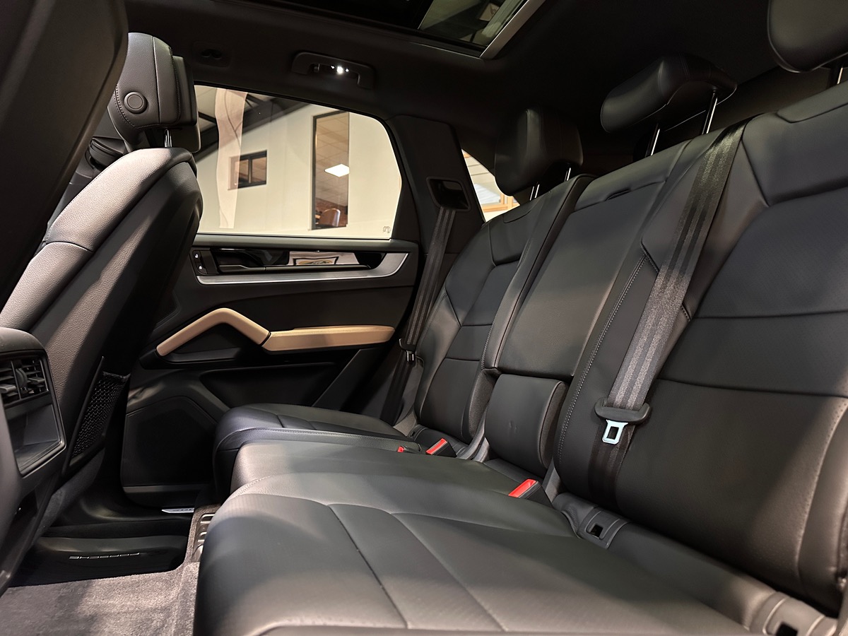 Porsche Cayenne E-Hybrid 3.0 V6 470 ch AWD - Options +++ Garantie Septembre 2025