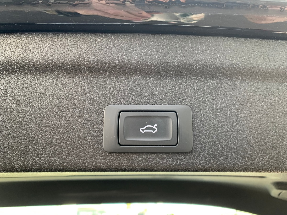 Audi Q3 Sportback 150 ch | S-Line | Caméra de recul | Apple car Play | Coffre assisté électriquement