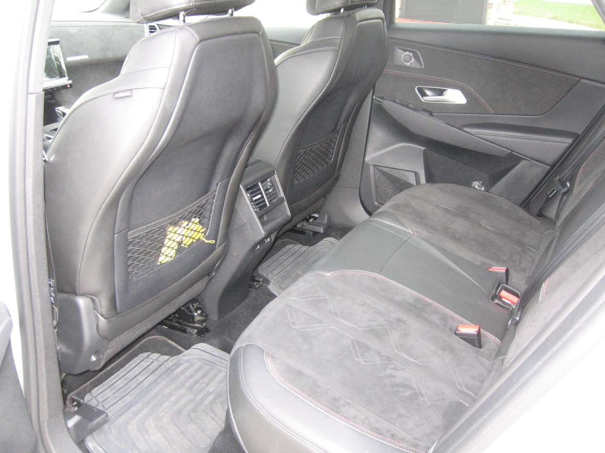 DS 7 CROSSBACK 2.0 HDI 180 CV | PACK NIGHT VISION | ROUE DE SECOURS | FAP NEUF ET DISTRIBUTION NEUVE