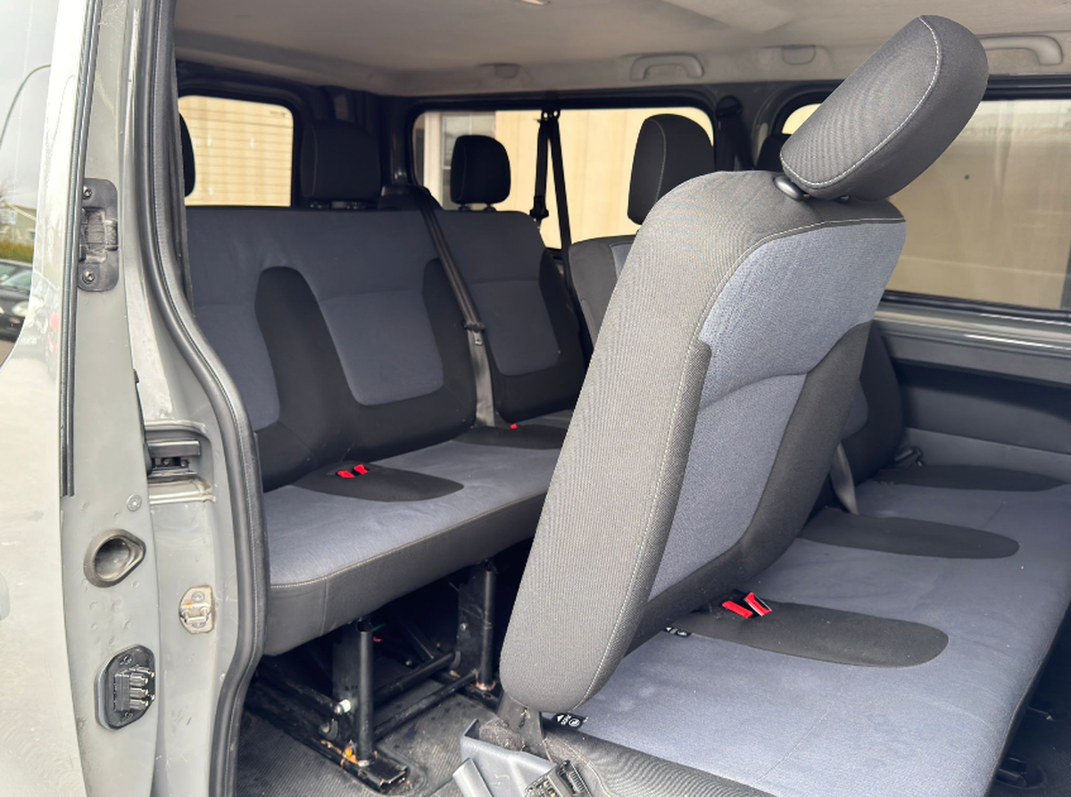 Opel Vivaro 1.6 CDTI 116ch 9 Places BVM