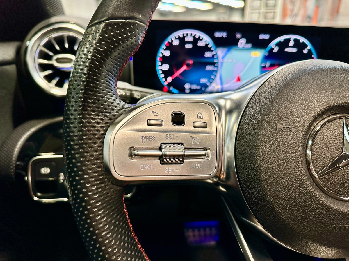 Mercedes Benz Classe A IV 200 D AMG Line 8G-DCT Options+++ a