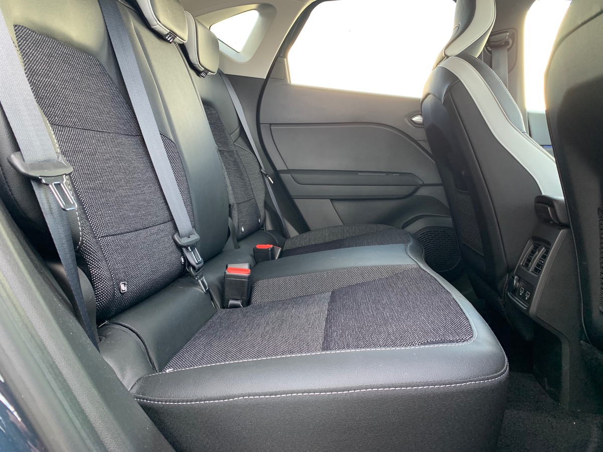 RENAULT CAPTUR E TECH HYBRID 145 ch | TECHNO | Pack Advanced Driving Assist | Pack Full Screen