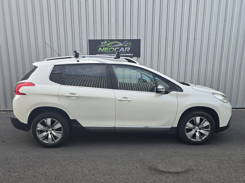 Peugeot 2008 1.2 Pure tech 110cv Finition Allure