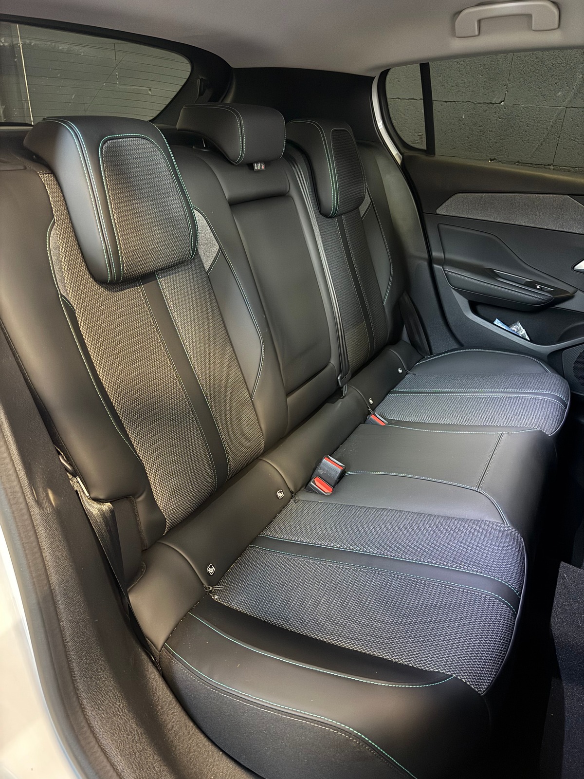 Peugeot 308 1.5 BLUE HDI 130 ALLURE PACK GARANTIE 06/2027