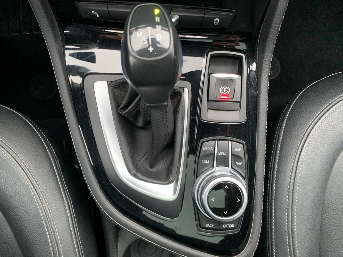 Bmw Série 2 ActiveTourer 136 ch | Luxury | Toit Panoramique | Démarrage sans clé | Hayon électrique