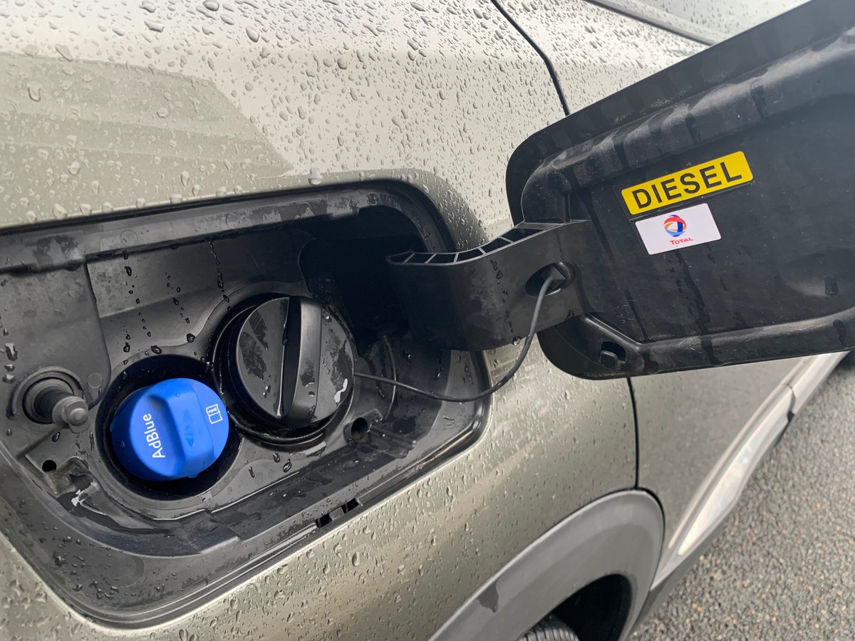 Peugeot 3008 130 ch | Allure business | Mirror link | Caméra recul | Coffre assisté électriquement