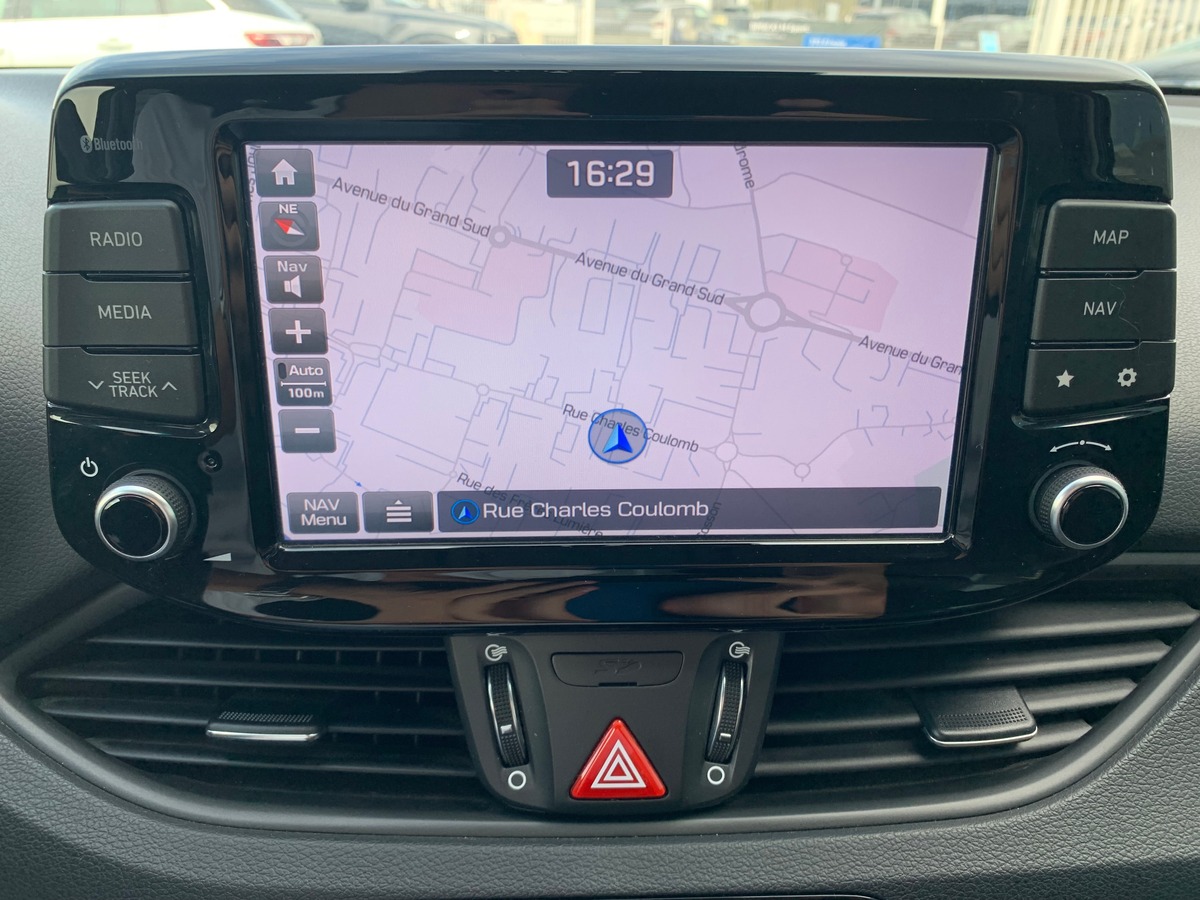 Hyundai i30 140 | Creative | Caméra recul | GPS | Siège électrique | Régulateur | Roue de secours