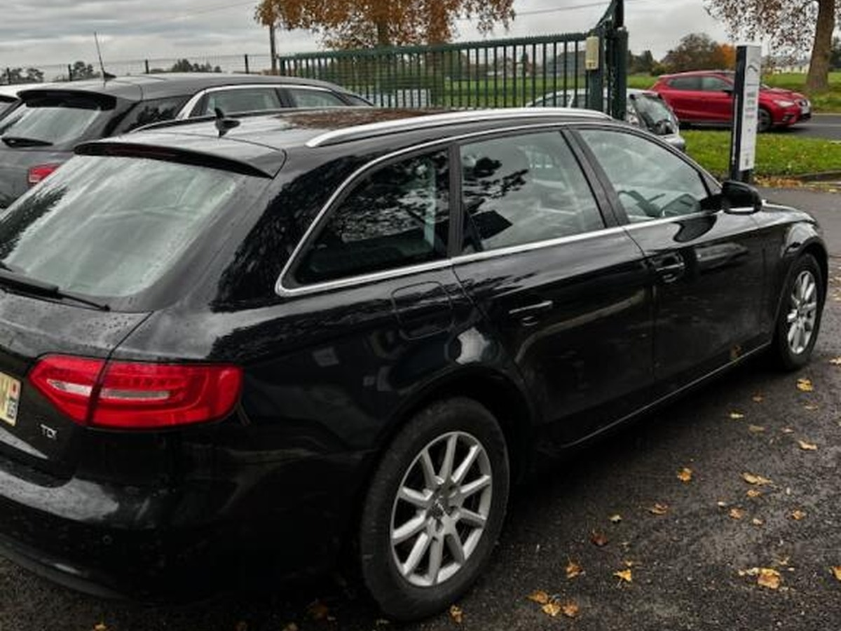 Audi A4 Avant Série 3 Phase 2 2.0 TDi  Multitronic 177 cv Boîte auto