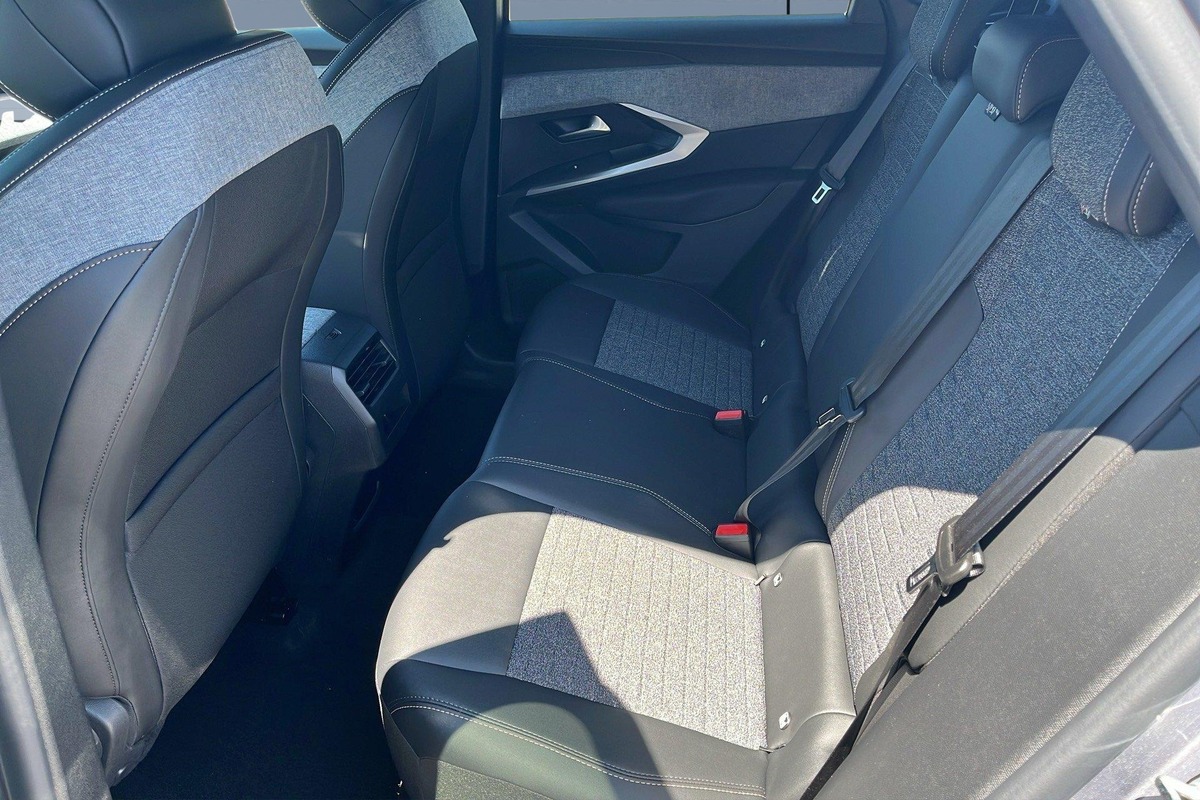 Peugeot 3008 Hybrid 145 e-DCS6 Allure